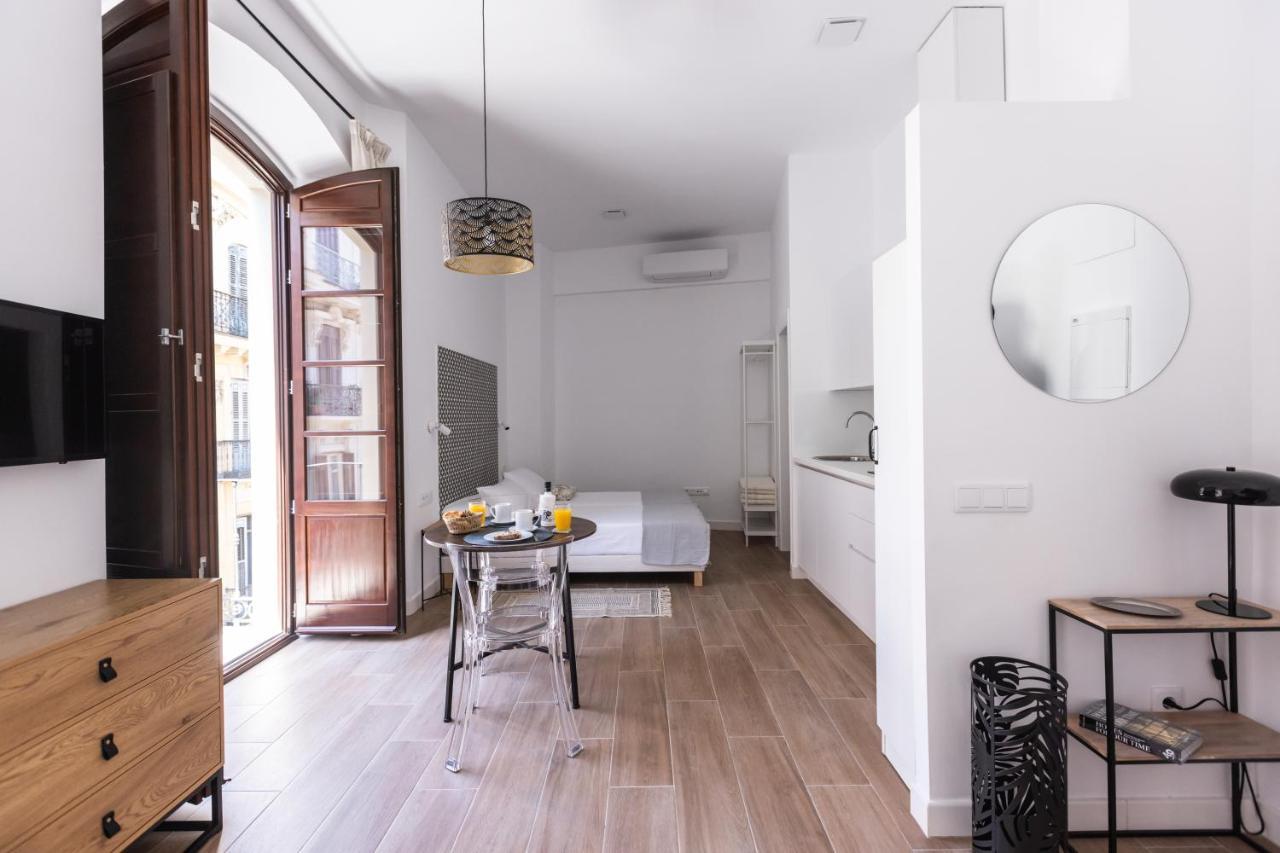 Apartamento-Loft Especeria Black Малага Екстер'єр фото